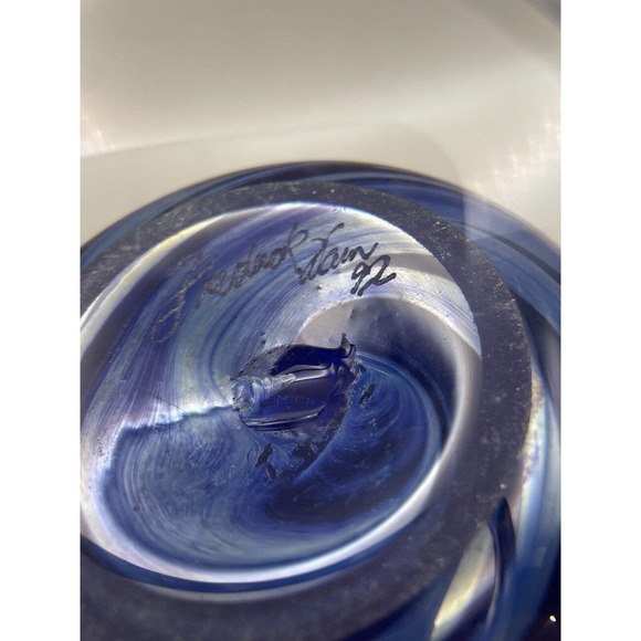 1992 Frederick Warren Art Cobalt Blue Glass Vase w/ Swirls of Blue & Silver - Picture 10 of 12